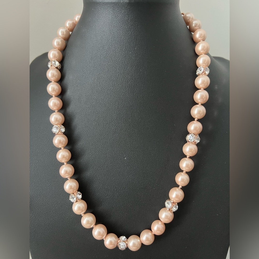 Kate Spade "Lady Marmalade" Blush Faux Pearl Necklace D1